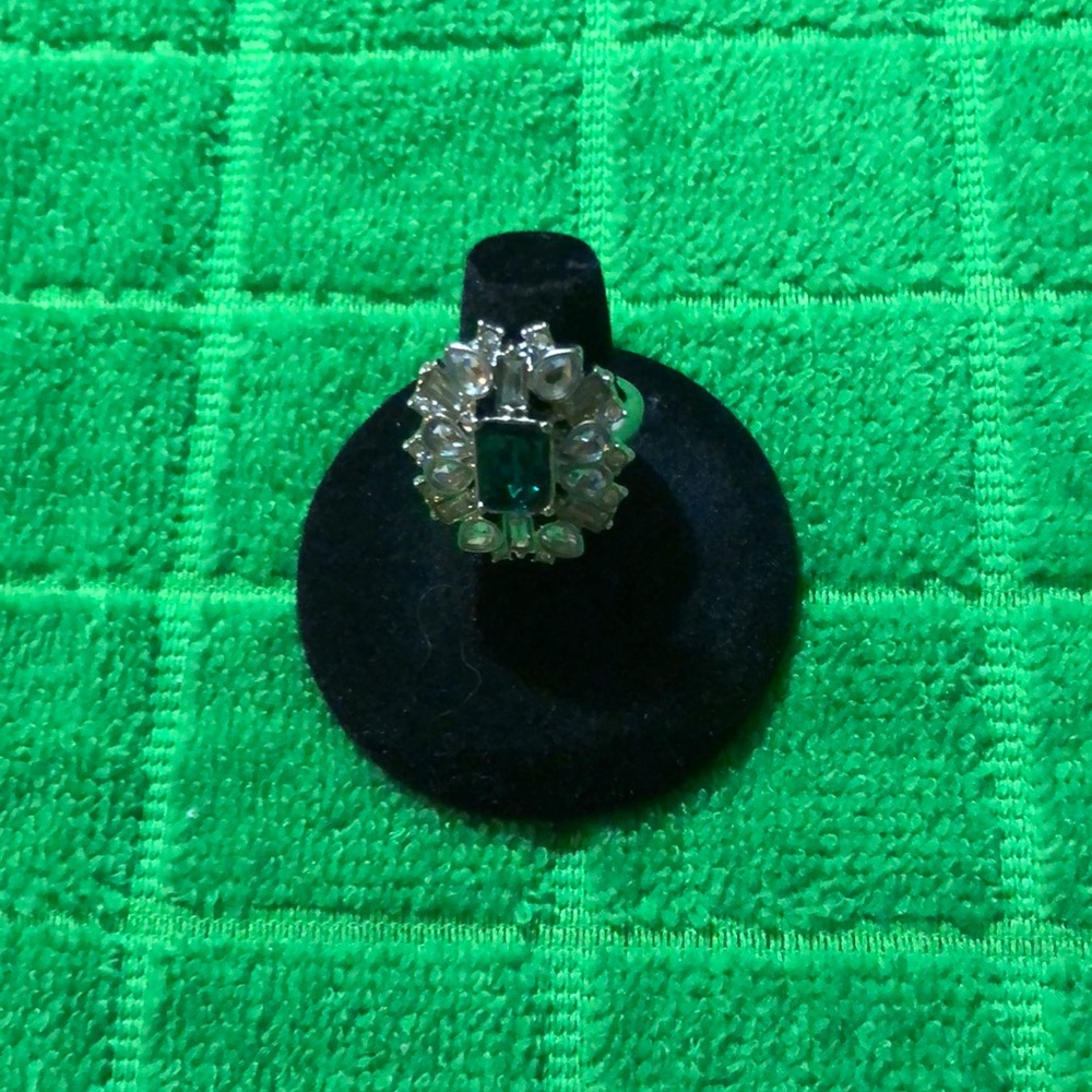 Sparkling Royale Statement Ring